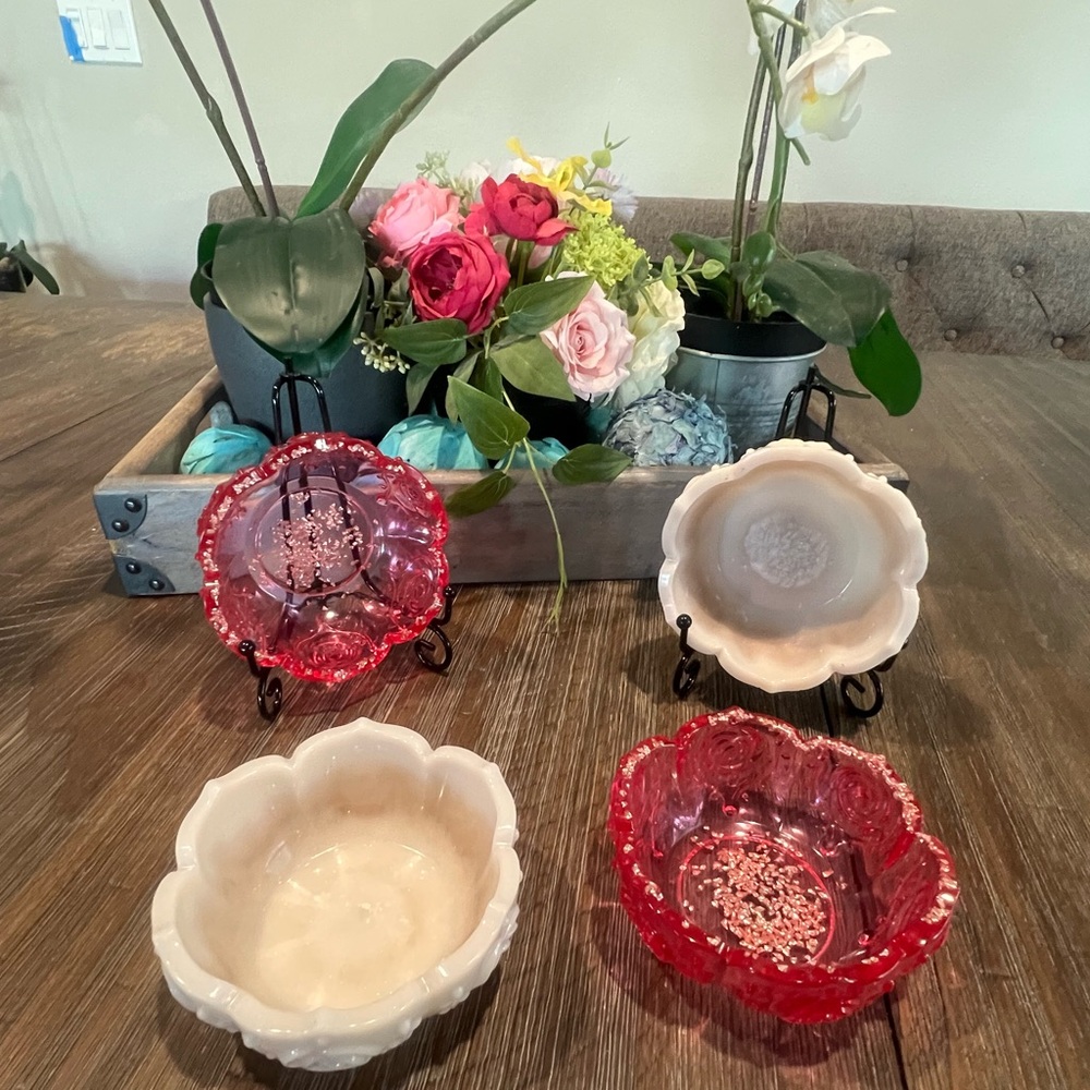 Elegant Floral Resin Bowl Set - Pink and Cream